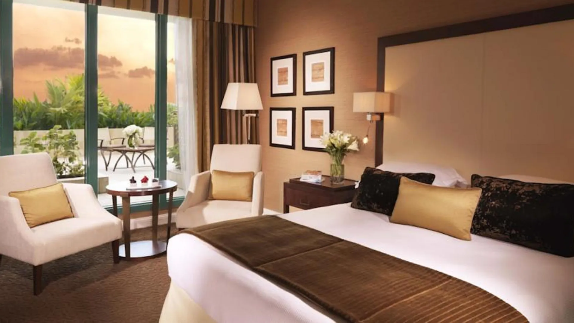 Hotel Moevenpick Grand Al Bustan Dubaj