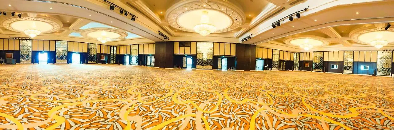 Moevenpick Grand Al Bustan Otel Dubai