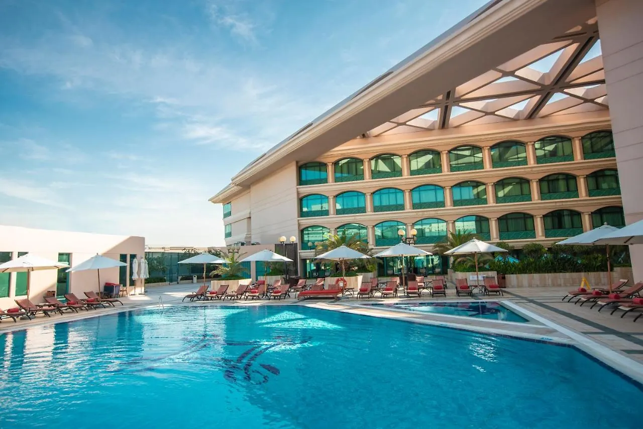 Hotel Moevenpick Grand Al Bustan à Dubaï 5*,